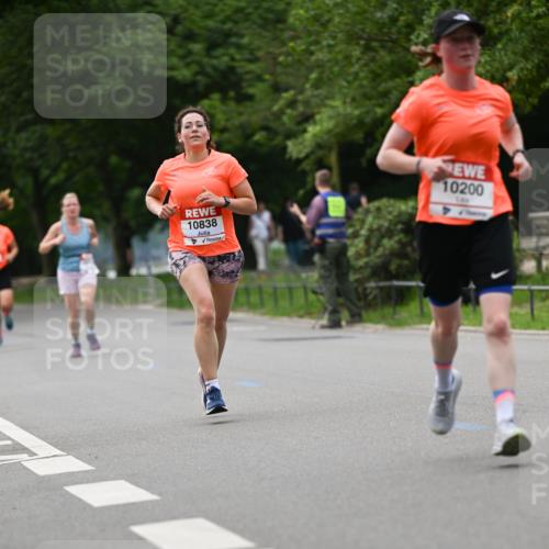 15.06.2025 - REWE Women's Run Dr. Thomas Lammeyer http://msf.ph/oto/7932038 15.06.2025 09:14:23 Laufen 10838, 10200 meine-sportfotos.de