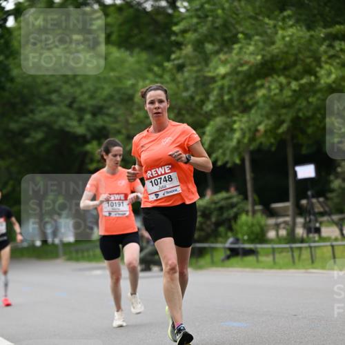15.06.2025 - REWE Women's Run Dr. Thomas Lammeyer http://msf.ph/oto/7932057 15.06.2025 09:14:35 Laufen 10191, 10748 meine-sportfotos.de