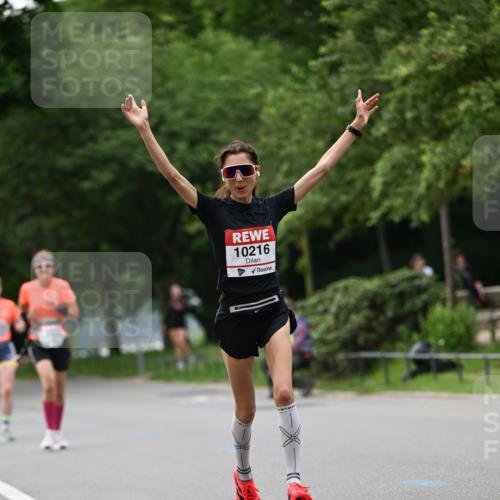 15.06.2025 - REWE Women's Run Dr. Thomas Lammeyer http://msf.ph/oto/7932099 15.06.2025 09:14:39 Laufen 10216 meine-sportfotos.de