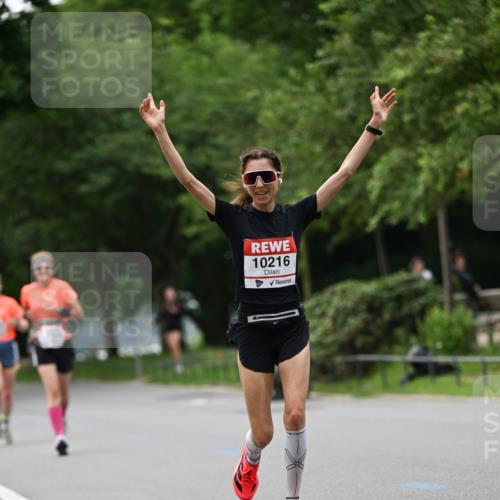 15.06.2025 - REWE Women's Run Dr. Thomas Lammeyer http://msf.ph/oto/7932101 15.06.2025 09:14:39 Laufen 10216 meine-sportfotos.de