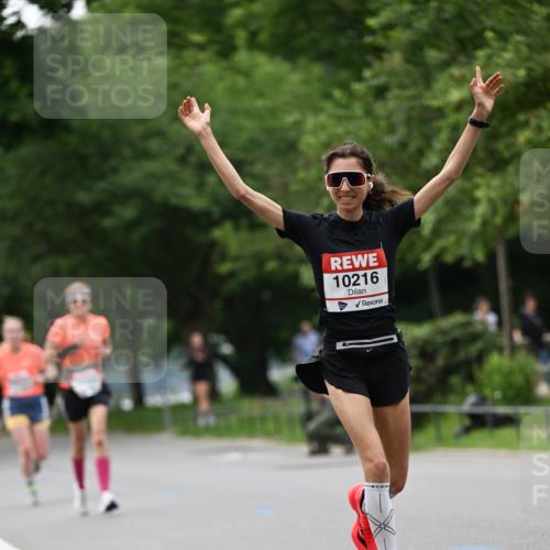 15.06.2025 - REWE Women's Run Dr. Thomas Lammeyer http://msf.ph/oto/7932105 15.06.2025 09:14:40 Laufen 10216 meine-sportfotos.de