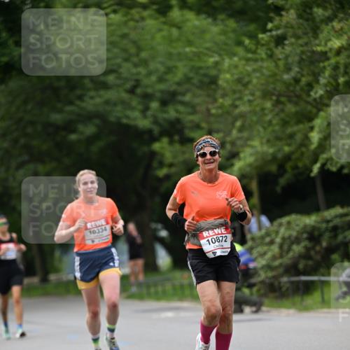 15.06.2025 - REWE Women's Run Dr. Thomas Lammeyer http://msf.ph/oto/7932129 15.06.2025 09:14:42 Laufen 10334, 10872 meine-sportfotos.de
