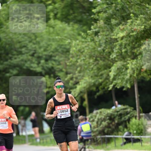 15.06.2025 - REWE Women's Run Dr. Thomas Lammeyer http://msf.ph/oto/7932191 15.06.2025 09:14:47 Laufen 9980 meine-sportfotos.de