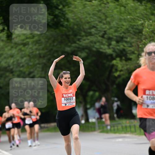 15.06.2025 - REWE Women's Run Dr. Thomas Lammeyer http://msf.ph/oto/7932220 15.06.2025 09:14:50 Laufen 10027, 4, 108 meine-sportfotos.de