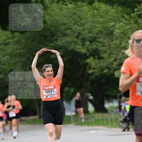 15.06.2025 - REWE Women's Run Dr. Thomas Lammeyer http://msf.ph/oto/7932227 15.06.2025 09:14:50 Laufen 10027, 1 meine-sportfotos.de