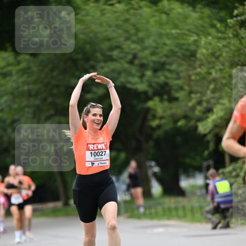 15.06.2025 - REWE Women's Run Dr. Thomas Lammeyer http://msf.ph/oto/7932231 15.06.2025 09:14:50 Laufen 10027 meine-sportfotos.de
