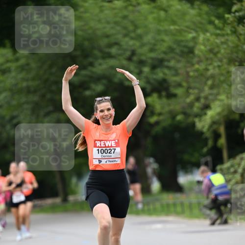 15.06.2025 - REWE Women's Run Dr. Thomas Lammeyer http://msf.ph/oto/7932235 15.06.2025 09:14:51 Laufen 10027 meine-sportfotos.de