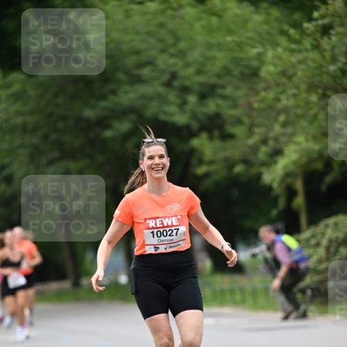 15.06.2025 - REWE Women's Run Dr. Thomas Lammeyer http://msf.ph/oto/7932239 15.06.2025 09:14:51 Laufen 10027 meine-sportfotos.de