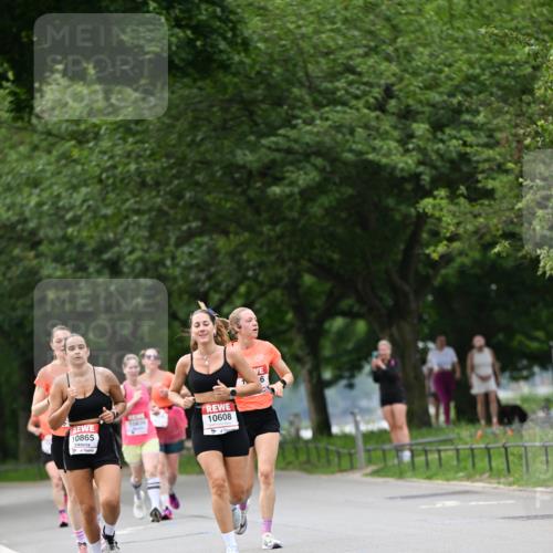 15.06.2025 - REWE Women's Run Dr. Thomas Lammeyer http://msf.ph/oto/7932264 15.06.2025 09:14:54 Laufen 10865, 10608 meine-sportfotos.de
