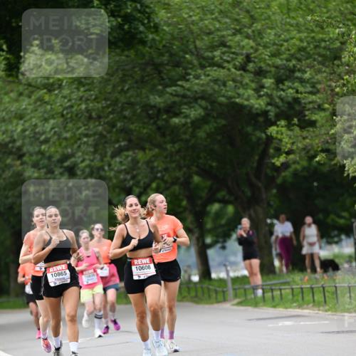 15.06.2025 - REWE Women's Run Dr. Thomas Lammeyer http://msf.ph/oto/7932267 15.06.2025 09:14:54 Laufen 10865, 10608 meine-sportfotos.de