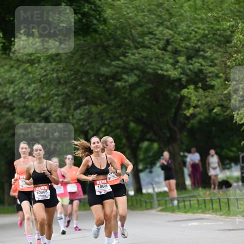 15.06.2025 - REWE Women's Run Dr. Thomas Lammeyer http://msf.ph/oto/7932270 15.06.2025 09:14:54 Laufen 102, 10865, 10608, 07 meine-sportfotos.de