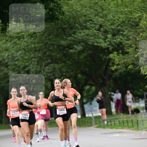15.06.2025 - REWE Women's Run Dr. Thomas Lammeyer http://msf.ph/oto/7932273 15.06.2025 09:14:54 Laufen 10256, 10865, 10608 meine-sportfotos.de