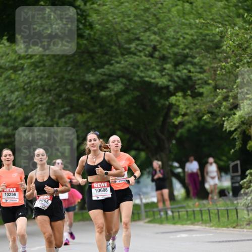 15.06.2025 - REWE Women's Run Dr. Thomas Lammeyer http://msf.ph/oto/7932283 15.06.2025 09:14:55 Laufen 10256, 10608 meine-sportfotos.de