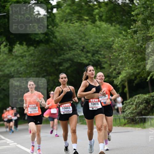 15.06.2025 - REWE Women's Run Dr. Thomas Lammeyer http://msf.ph/oto/7932307 15.06.2025 09:14:58 Laufen 10256, 10608, 10865, 10726 meine-sportfotos.de
