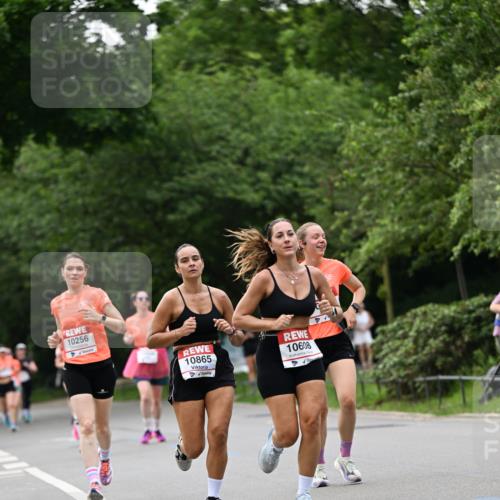 15.06.2025 - REWE Women's Run Dr. Thomas Lammeyer http://msf.ph/oto/7932308 15.06.2025 09:14:58 Laufen 10256, 10865, 10608 meine-sportfotos.de