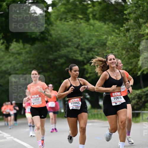 15.06.2025 - REWE Women's Run Dr. Thomas Lammeyer http://msf.ph/oto/7932318 15.06.2025 09:14:58 Laufen 10256, 10865, 10608 meine-sportfotos.de