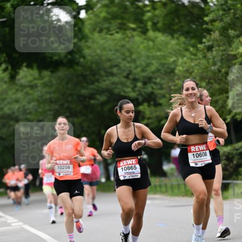 15.06.2025 - REWE Women's Run Dr. Thomas Lammeyer http://msf.ph/oto/7932319 15.06.2025 09:14:59 Laufen 10256, 10865, 10608 meine-sportfotos.de