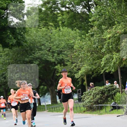 15.06.2025 - REWE Women's Run Dr. Thomas Lammeyer http://msf.ph/oto/7932339 15.06.2025 09:15:08 Laufen 19, 10162 meine-sportfotos.de