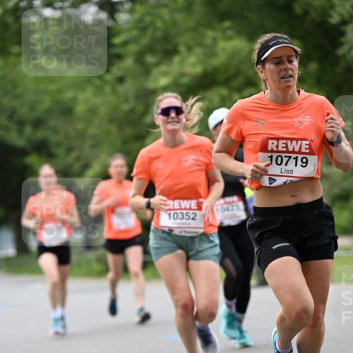 15.06.2025 - REWE Women's Run Dr. Thomas Lammeyer http://msf.ph/oto/7932369 15.06.2025 09:15:12 Laufen 10352, 10719 meine-sportfotos.de