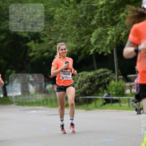 15.06.2025 - REWE Women's Run Dr. Thomas Lammeyer http://msf.ph/oto/7932460 15.06.2025 09:15:21 Laufen 10436 meine-sportfotos.de