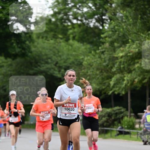 15.06.2025 - REWE Women's Run Dr. Thomas Lammeyer http://msf.ph/oto/7932526 15.06.2025 09:15:50 Laufen 10620, 0020, 95 meine-sportfotos.de