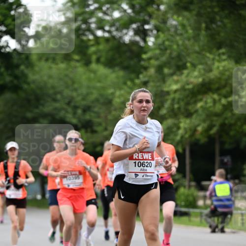 15.06.2025 - REWE Women's Run Dr. Thomas Lammeyer http://msf.ph/oto/7932538 15.06.2025 09:15:51 Laufen 10395, 10620 meine-sportfotos.de