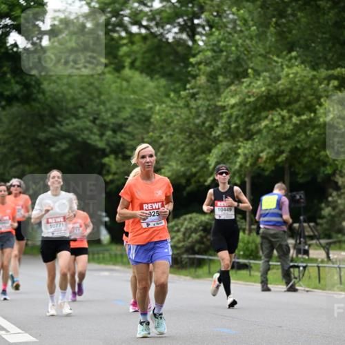 15.06.2025 - REWE Women's Run Dr. Thomas Lammeyer http://msf.ph/oto/7932584 15.06.2025 09:15:57 Laufen 10771, 925, 10449 meine-sportfotos.de