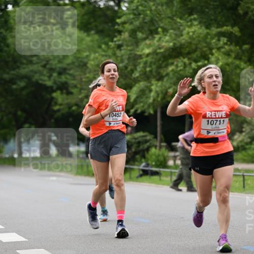 15.06.2025 - REWE Women's Run Dr. Thomas Lammeyer http://msf.ph/oto/7932632 15.06.2025 09:16:02 Laufen 10452, 10711 meine-sportfotos.de