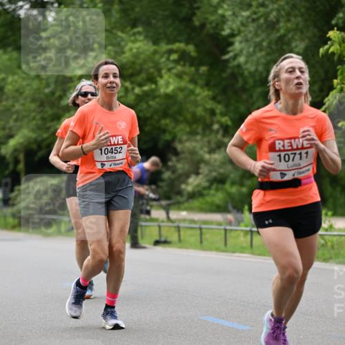 15.06.2025 - REWE Women's Run Dr. Thomas Lammeyer http://msf.ph/oto/7932643 15.06.2025 09:16:02 Laufen 10452, 10711 meine-sportfotos.de