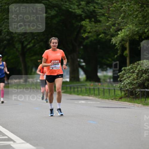 15.06.2025 - REWE Women's Run Dr. Thomas Lammeyer http://msf.ph/oto/7932655 15.06.2025 09:16:06 Laufen 0849 meine-sportfotos.de
