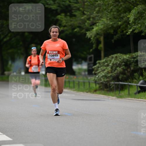 15.06.2025 - REWE Women's Run Dr. Thomas Lammeyer http://msf.ph/oto/7932673 15.06.2025 09:16:07 Laufen 10849 meine-sportfotos.de