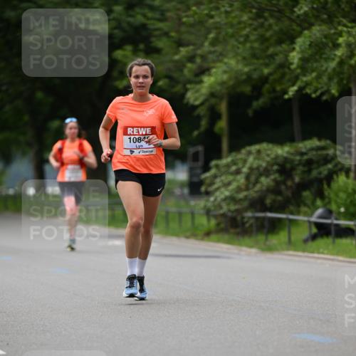 15.06.2025 - REWE Women's Run Dr. Thomas Lammeyer http://msf.ph/oto/7932682 15.06.2025 09:16:08 Laufen 10845 meine-sportfotos.de