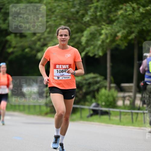 15.06.2025 - REWE Women's Run Dr. Thomas Lammeyer http://msf.ph/oto/7932699 15.06.2025 09:16:09 Laufen 10842 meine-sportfotos.de