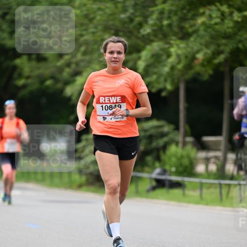 15.06.2025 - REWE Women's Run Dr. Thomas Lammeyer http://msf.ph/oto/7932701 15.06.2025 09:16:09 Laufen 10849 meine-sportfotos.de