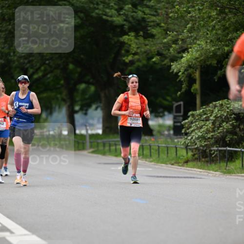 15.06.2025 - REWE Women's Run Dr. Thomas Lammeyer http://msf.ph/oto/7932706 15.06.2025 09:16:10 Laufen 262, 10591 meine-sportfotos.de