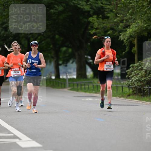 15.06.2025 - REWE Women's Run Dr. Thomas Lammeyer http://msf.ph/oto/7932716 15.06.2025 09:16:11 Laufen 10262, 10591 meine-sportfotos.de
