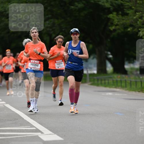 15.06.2025 - REWE Women's Run Dr. Thomas Lammeyer http://msf.ph/oto/7932728 15.06.2025 09:16:12 Laufen 10262, 10666 meine-sportfotos.de
