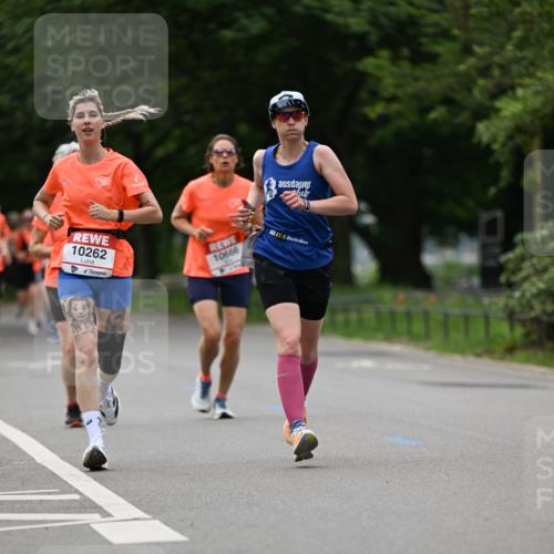 15.06.2025 - REWE Women's Run Dr. Thomas Lammeyer http://msf.ph/oto/7932740 15.06.2025 09:16:13 Laufen 10262, 10666 meine-sportfotos.de