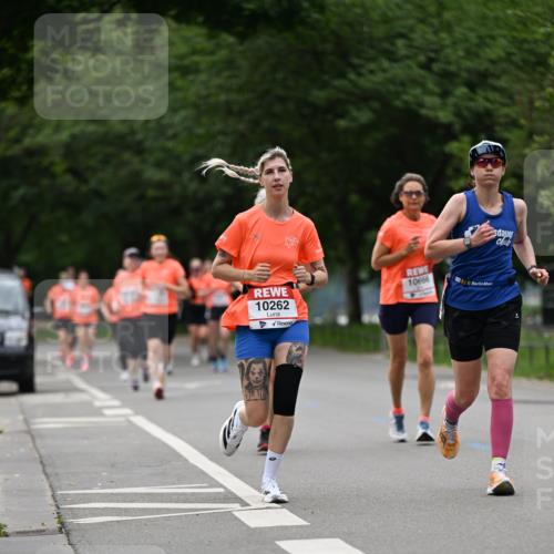 15.06.2025 - REWE Women's Run Dr. Thomas Lammeyer http://msf.ph/oto/7932747 15.06.2025 09:16:14 Laufen 10262, 10666 meine-sportfotos.de