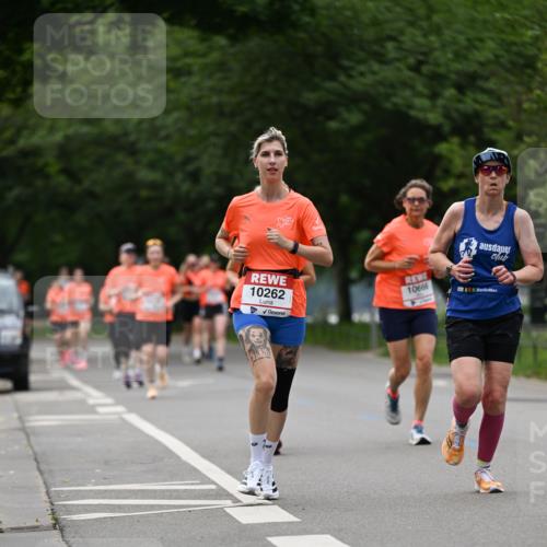 15.06.2025 - REWE Women's Run Dr. Thomas Lammeyer http://msf.ph/oto/7932750 15.06.2025 09:16:14 Laufen 10262, 10666 meine-sportfotos.de