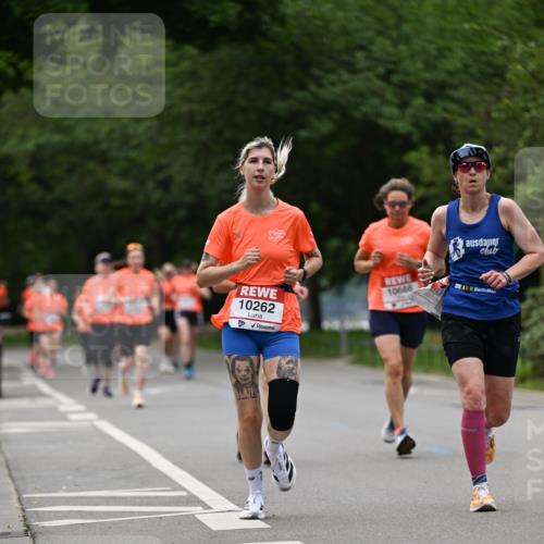 15.06.2025 - REWE Women's Run Dr. Thomas Lammeyer http://msf.ph/oto/7932753 15.06.2025 09:16:14 Laufen 10666, 10262 meine-sportfotos.de