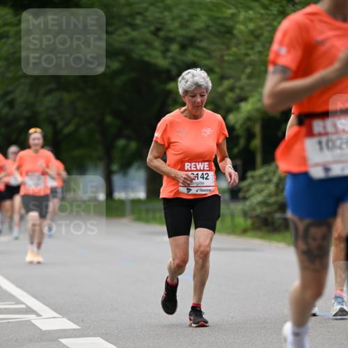 15.06.2025 - REWE Women's Run Dr. Thomas Lammeyer http://msf.ph/oto/7932778 15.06.2025 09:16:17 Laufen 142, 10 meine-sportfotos.de