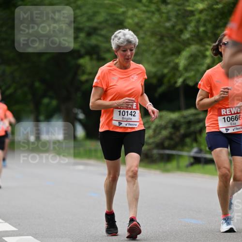 15.06.2025 - REWE Women's Run Dr. Thomas Lammeyer http://msf.ph/oto/7932786 15.06.2025 09:16:17 Laufen 10142, 10666 meine-sportfotos.de
