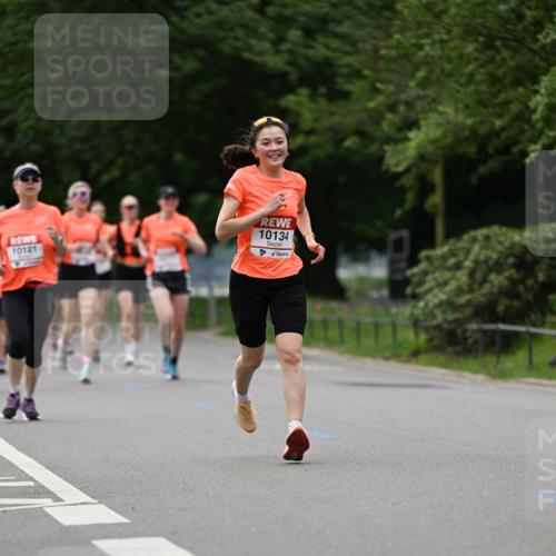 15.06.2025 - REWE Women's Run Dr. Thomas Lammeyer http://msf.ph/oto/7932809 15.06.2025 09:16:19 Laufen 10121, 10134 meine-sportfotos.de