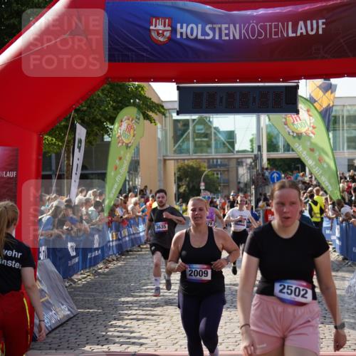 13.06.2025 - Holstenköstenlauf Felixshl http://msf.ph/oto/7932845 13.06.2025 18:02:21 Laufen 2009, 2010, 2449, 2502, 2679, 3000, 3046, 3078, 3141, 3310, 3606, 3635, 3807 meine-sportfotos.de