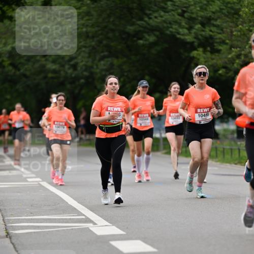 15.06.2025 - REWE Women's Run Dr. Thomas Lammeyer http://msf.ph/oto/7932852 15.06.2025 09:16:23 Laufen 10079, 10566, 10692, 10495 meine-sportfotos.de