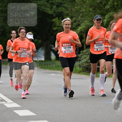 15.06.2025 - REWE Women's Run Dr. Thomas Lammeyer http://msf.ph/oto/7932893 15.06.2025 09:16:27 Laufen 079, 10156, 10566, 0692 meine-sportfotos.de