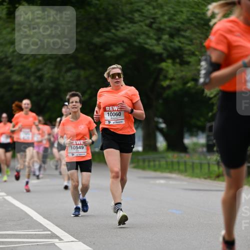 15.06.2025 - REWE Women's Run Dr. Thomas Lammeyer http://msf.ph/oto/7932980 15.06.2025 09:16:36 Laufen 10549, 10060 meine-sportfotos.de