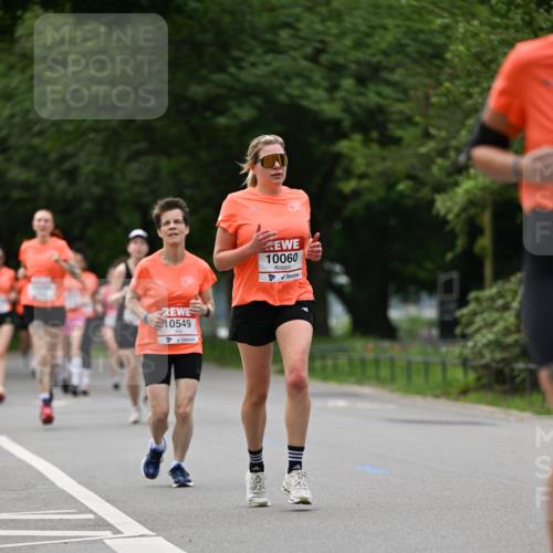 15.06.2025 - REWE Women's Run Dr. Thomas Lammeyer http://msf.ph/oto/7932983 15.06.2025 09:16:36 Laufen 10549, 10060 meine-sportfotos.de