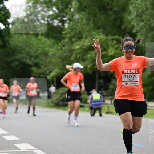 15.06.2025 - REWE Women's Run Dr. Thomas Lammeyer http://msf.ph/oto/7933128 15.06.2025 09:16:51 Laufen 10770 meine-sportfotos.de